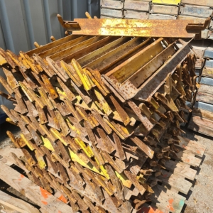 Used Kwikstage - 2 8" Transom