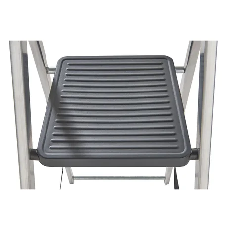 Werner High Handrail 4 Tread Stepladder