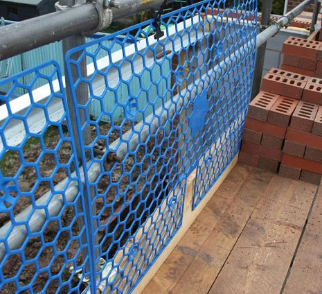 PLASTIC BRICKGUARD (HEXGUARD) - 100 Pack - Blue