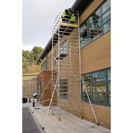BoSS Clima 3T 0.85m (W) x 1.8m (L) 2.7m Platform Height